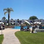 Dom wakacyjny Excellent 1 Bedroom - Em Clube Garden Village *