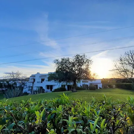 Excellent 1 Bedroom - Em Clube Garden Village Holiday home Albufeira