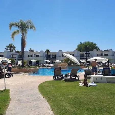 펜션 Excellent 1 Bedroom - Em Clube Garden Village *