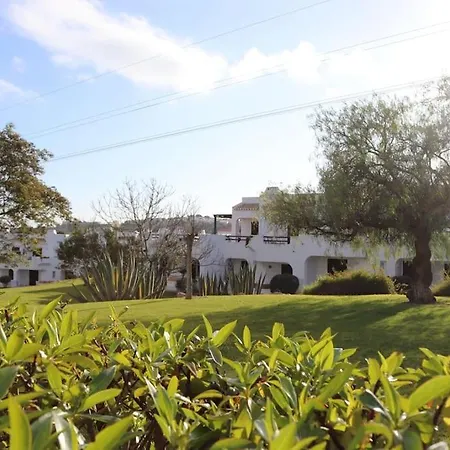 펜션 Excellent 1 Bedroom - Em Clube Garden Village *